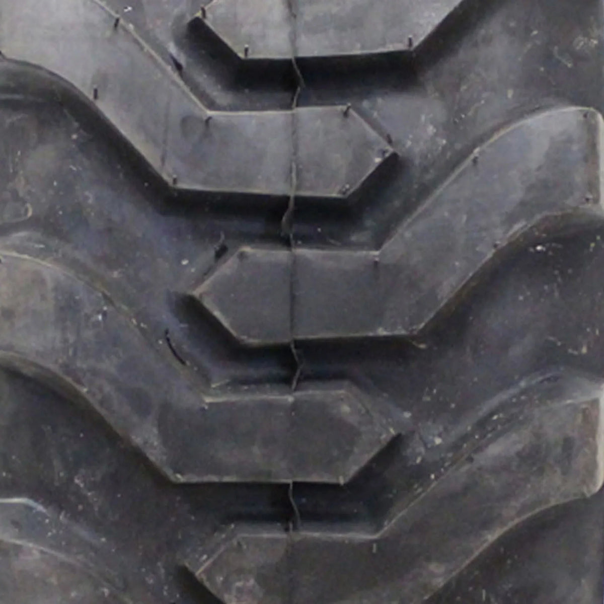 Tire Trac Chief 23X8.50-14 94A2 Industrial B Carlstar